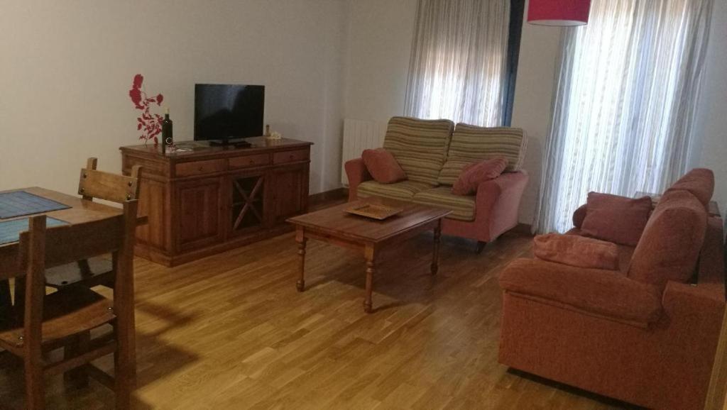 לוגרוניו Apartamentos Laurel מראה חיצוני תמונה