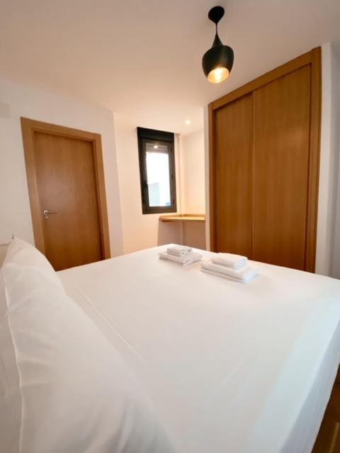 לוגרוניו Apartamentos Laurel מראה חיצוני תמונה