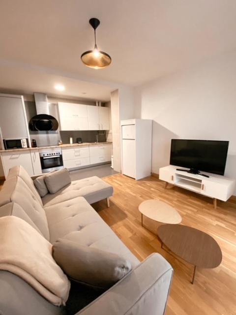 לוגרוניו Apartamentos Laurel מראה חיצוני תמונה