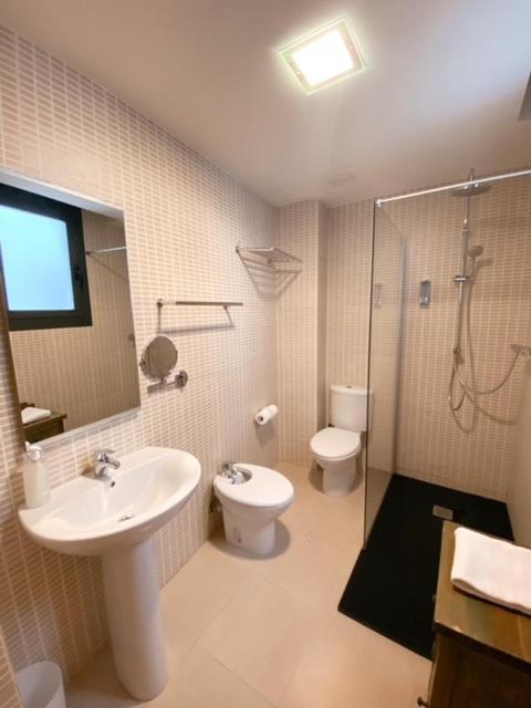 לוגרוניו Apartamentos Laurel מראה חיצוני תמונה